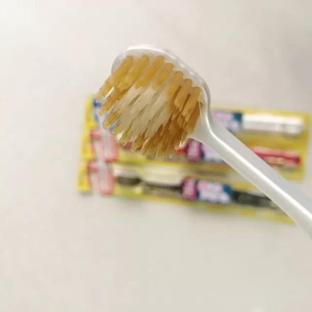 牙刷、指甲也能“说话”？成都亲子鉴定：那些意想不到的样本“玄机”